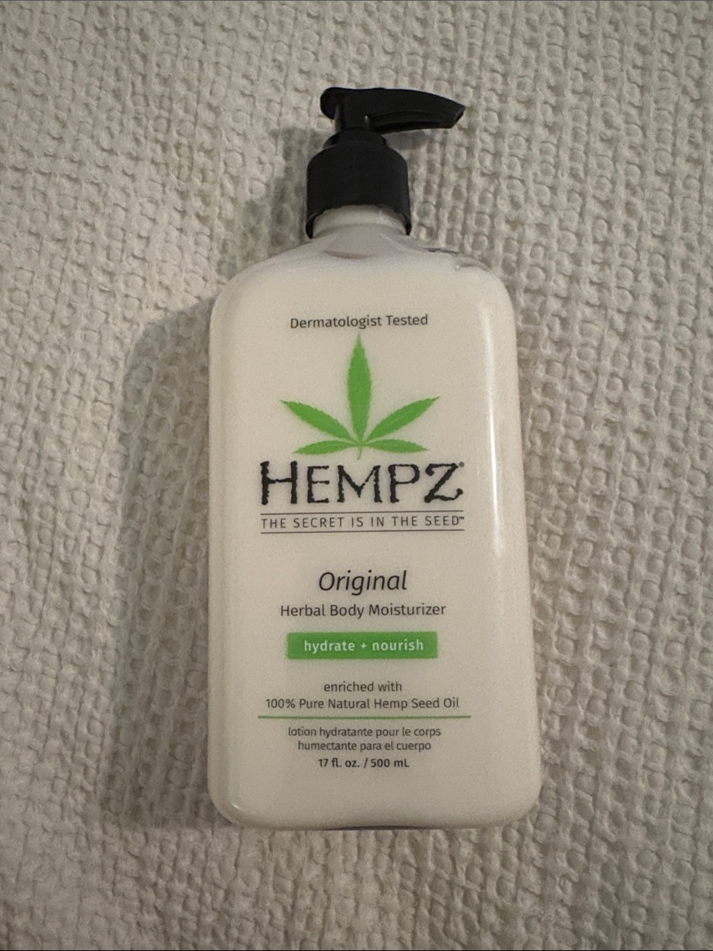 Hempz Original Herbal Body Moisturizer - White & Green Accents
